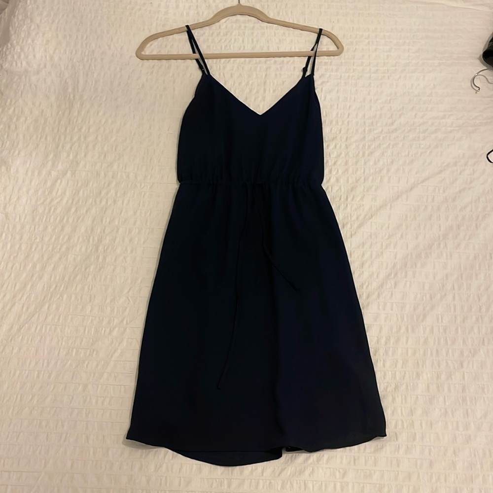 Aritizia Babaton navy dress